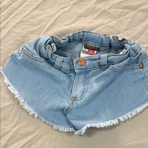 Vince Camuto light Blue wash fringed Denim Shorts 4T